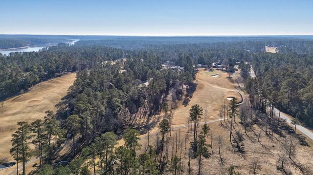 112 Elliott Circle, Mc Cormick, SC 29835