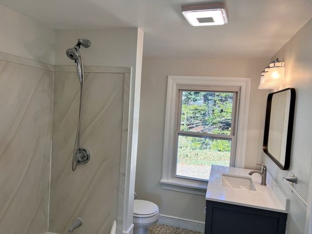 342 Old Connecticut Path, Framingham, MA 01701