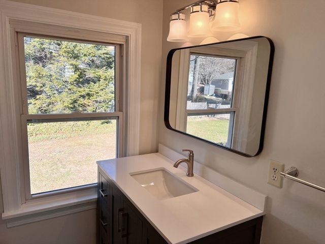 342 Old Connecticut Path, Framingham, MA 01701