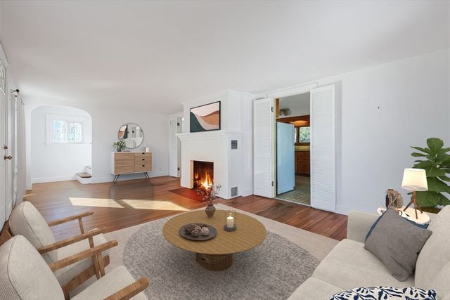 342 Old Connecticut Path, Framingham, MA 01701