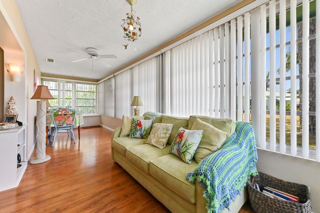 604 Hummingbird Lane, Delray Beach, FL 33445