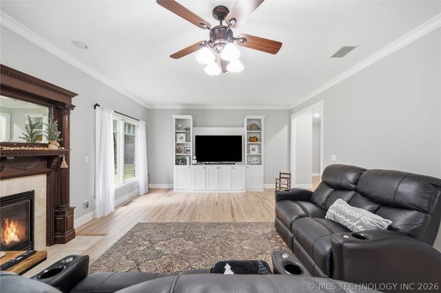 7952 N 71st East Avenue, Owasso, OK 74055
