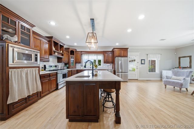 7952 N 71st East Avenue, Owasso, OK 74055