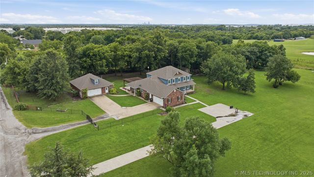 7952 N 71st East Avenue, Owasso, OK 74055