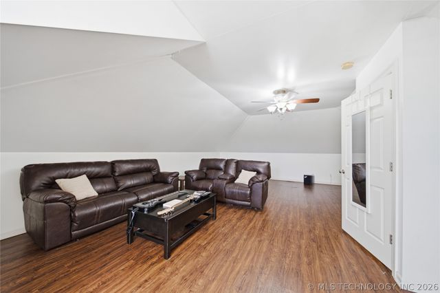 7952 N 71st East Avenue, Owasso, OK 74055
