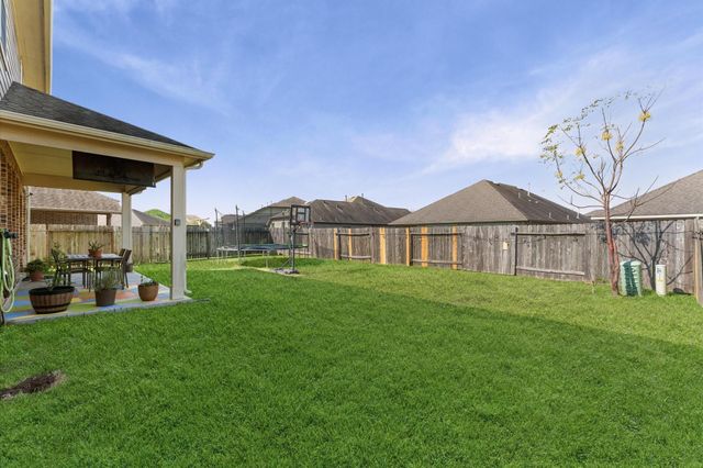 2406 Shoal Valley Lane, Richmond, TX 77469