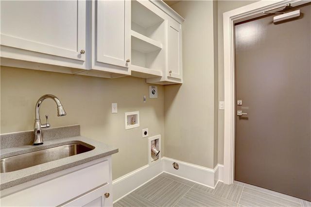 12600 Marstrow Drive B, Alpharetta, GA 30004