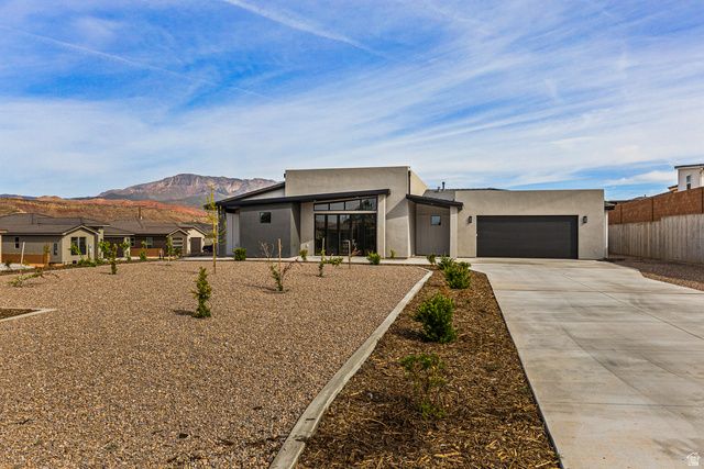 156 N 3670 W, Hurricane, UT 84737