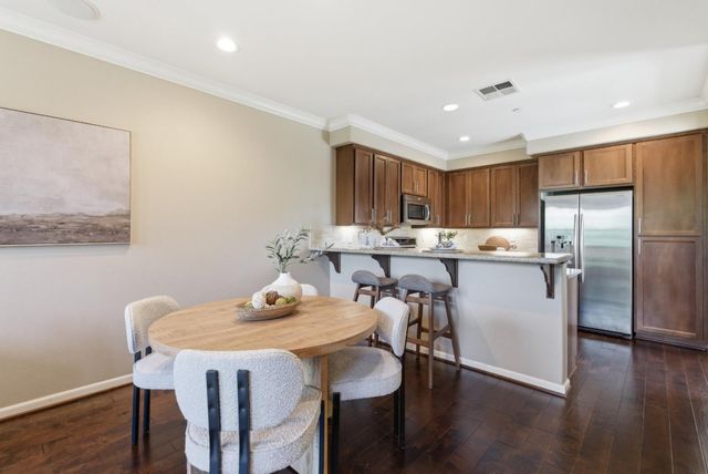 166 Selby Lane 4, Livermore, CA 94551