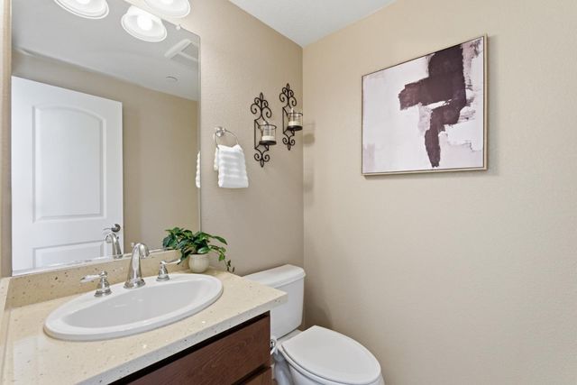 166 Selby Lane 4, Livermore, CA 94551