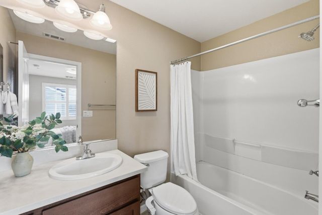 166 Selby Lane 4, Livermore, CA 94551