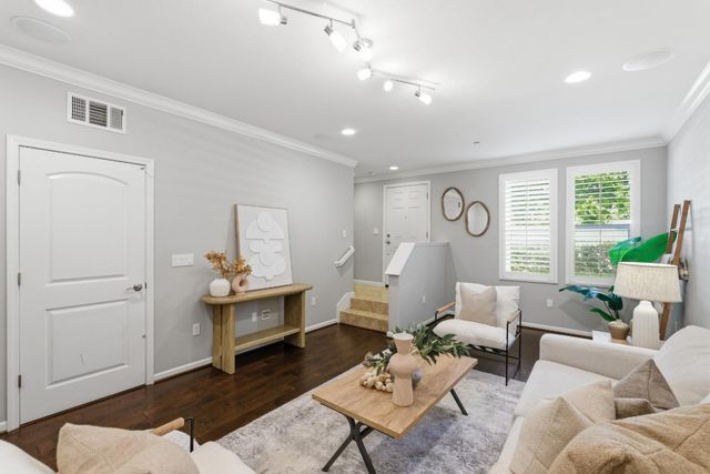 166 Selby Lane 4, Livermore, CA 94551