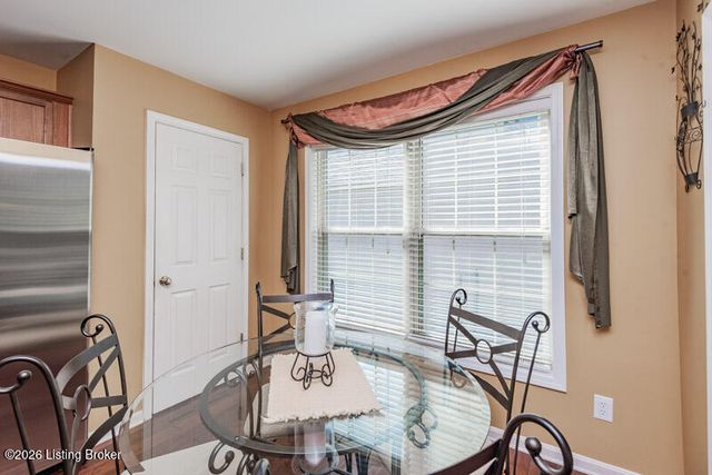 11048 Symington Cir, Louisville, KY 40241