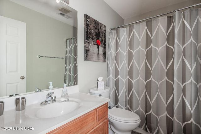 11048 Symington Cir, Louisville, KY 40241