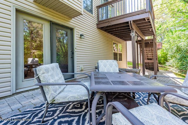 11048 Symington Cir, Louisville, KY 40241