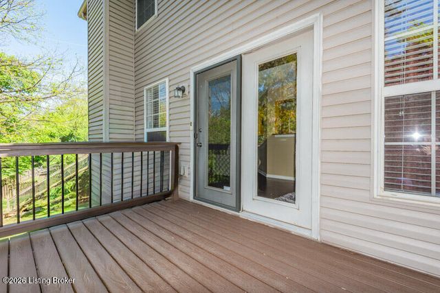 11048 Symington Cir, Louisville, KY 40241