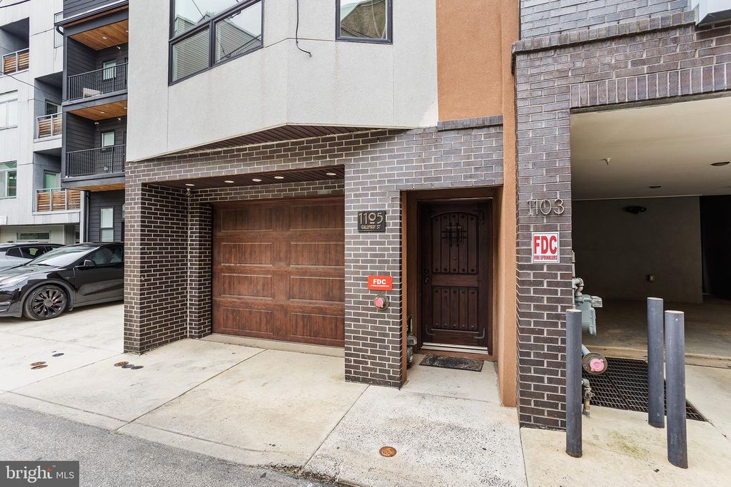 1105 N GALLOWAY ST, PHILADELPHIA, PA 19123 — photo 4