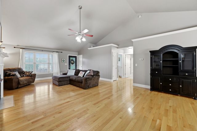 1037 Ashlyn Drive, Mt Sterling, KY 40353