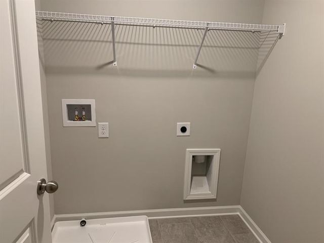 5192 Parkwood Drive, Flowery Branch, GA 30542