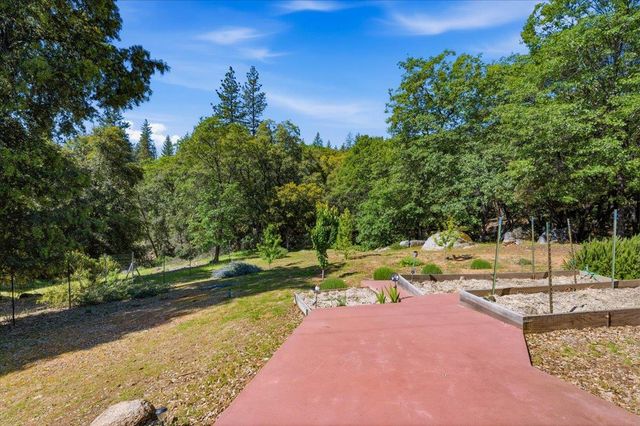 16276 Indian Flat Rd, Nevada City, CA 95959