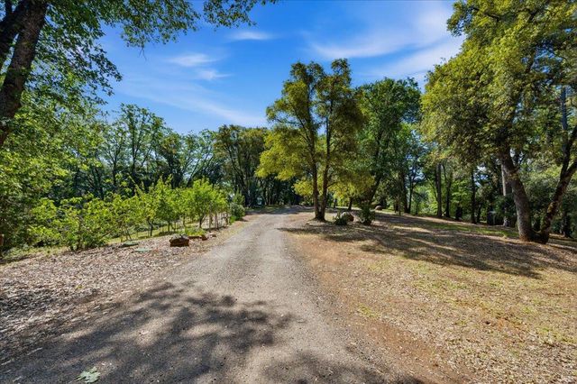 16276 Indian Flat Rd, Nevada City, CA 95959