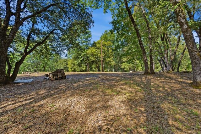 16276 Indian Flat Rd, Nevada City, CA 95959