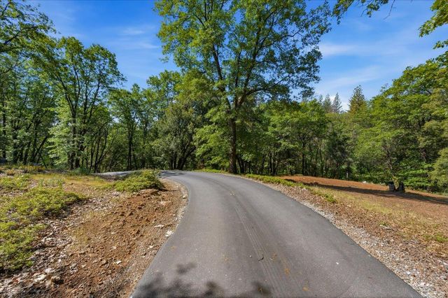 16276 Indian Flat Rd, Nevada City, CA 95959