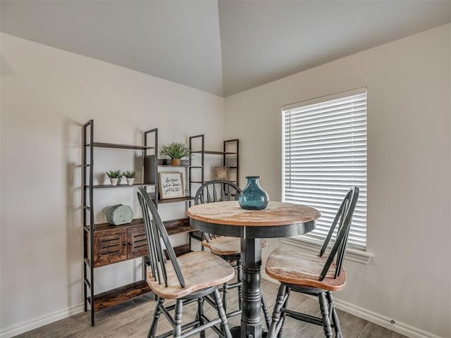 3013 Crossover Court, Moore, OK 73160