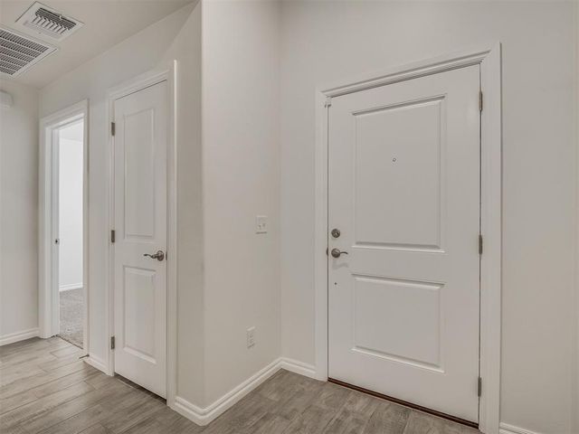 3013 Crossover Court, Moore, OK 73160