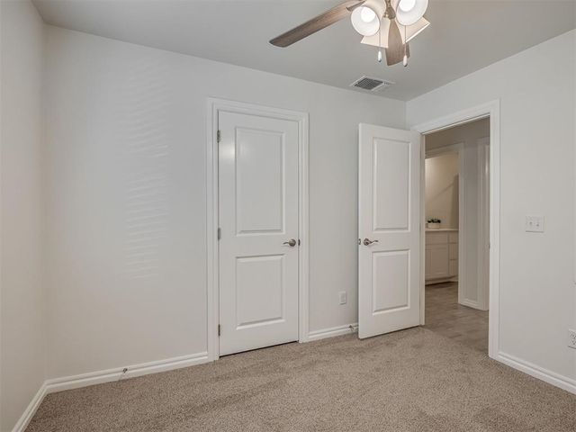 3013 Crossover Court, Moore, OK 73160