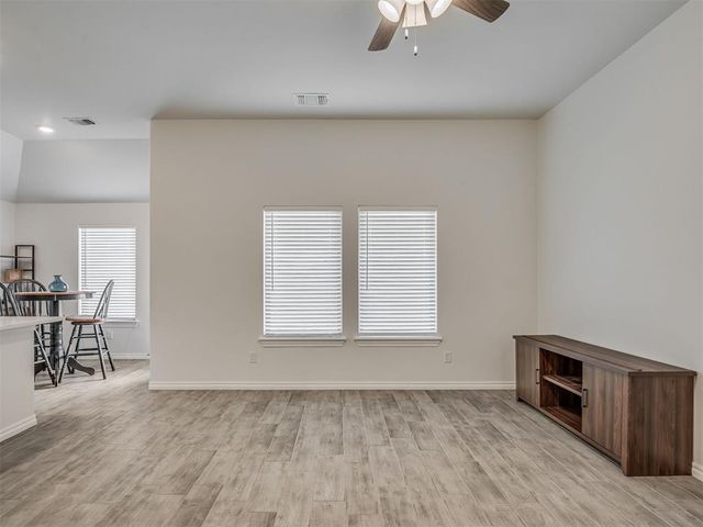 3013 Crossover Court, Moore, OK 73160