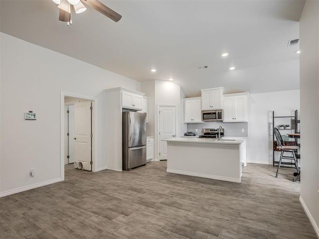 3013 Crossover Court, Moore, OK 73160