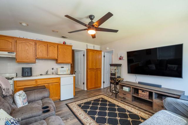 317 Lupe Avenue, Newbury Park, CA 91320