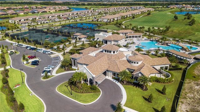 18114 GAWTHROP DRIVE 305, Bradenton, FL 34211