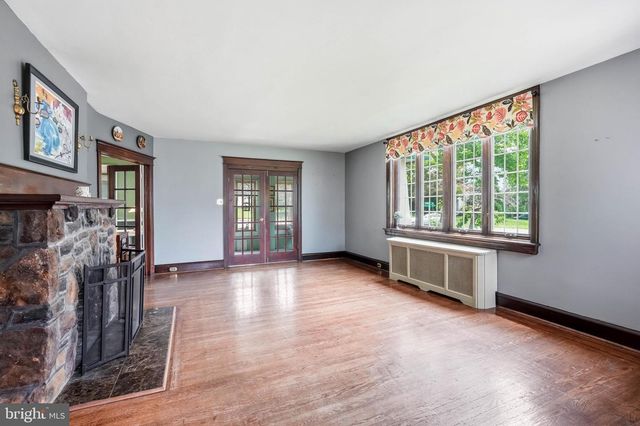924 COLUMBIA AVE, Palmyra, NJ 08065