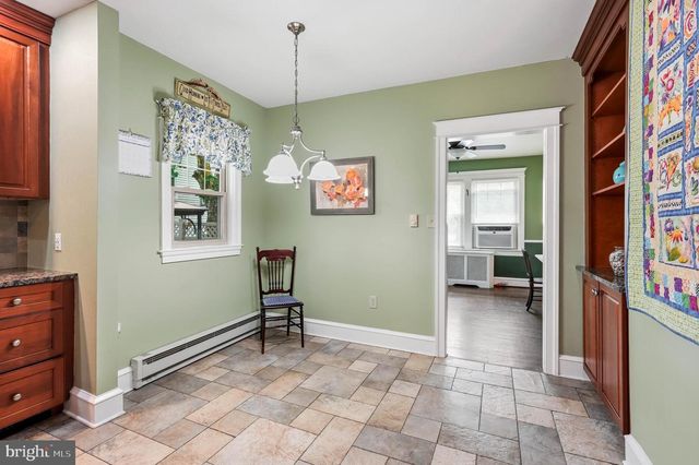 924 COLUMBIA AVE, Palmyra, NJ 08065