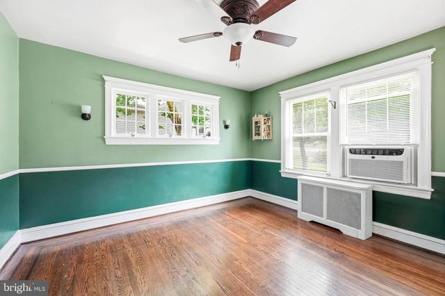 924 COLUMBIA AVE, Palmyra, NJ 08065