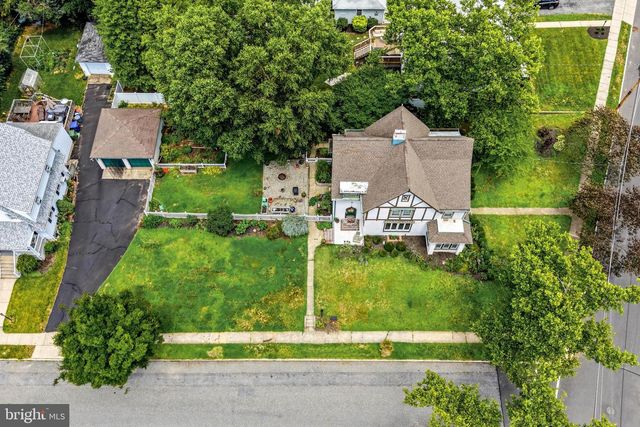 924 COLUMBIA AVE, Palmyra, NJ 08065