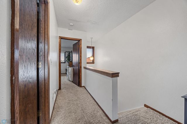 2225 4th Avenue S, Moorhead, MN 56560