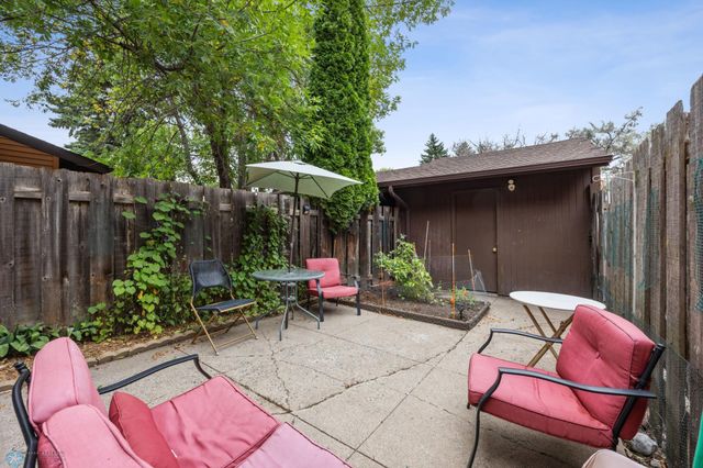 2225 4th Avenue S, Moorhead, MN 56560