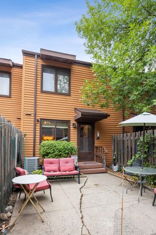 2225 4th Avenue S, Moorhead, MN 56560