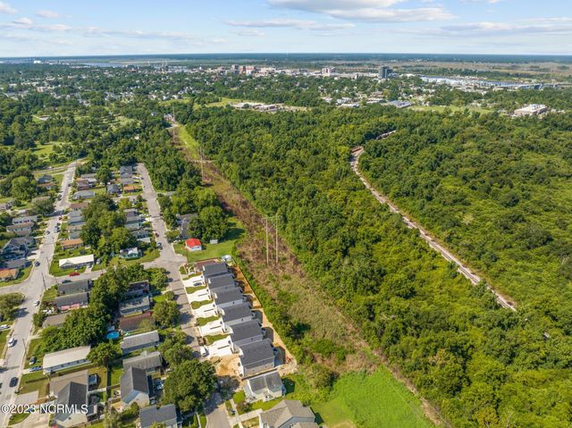 1405 Corbett Street A, Wilmington, NC 28401