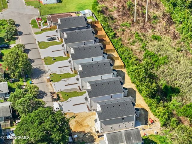 1405 Corbett Street A, Wilmington, NC 28401