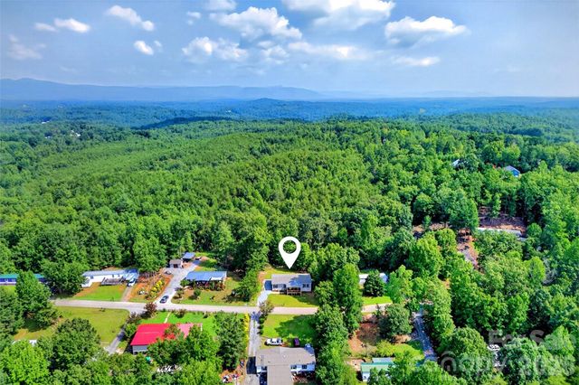 248 Chestnut Oak Forest Drive, Nebo, NC 28761