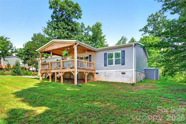 248 Chestnut Oak Forest Drive, Nebo, NC 28761