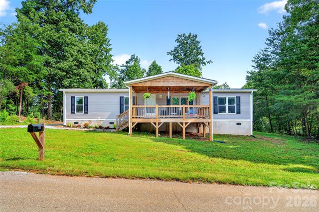 248 Chestnut Oak Forest Drive, Nebo, NC 28761