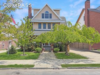 5007 Surf Avenue, New York City, NY 11224