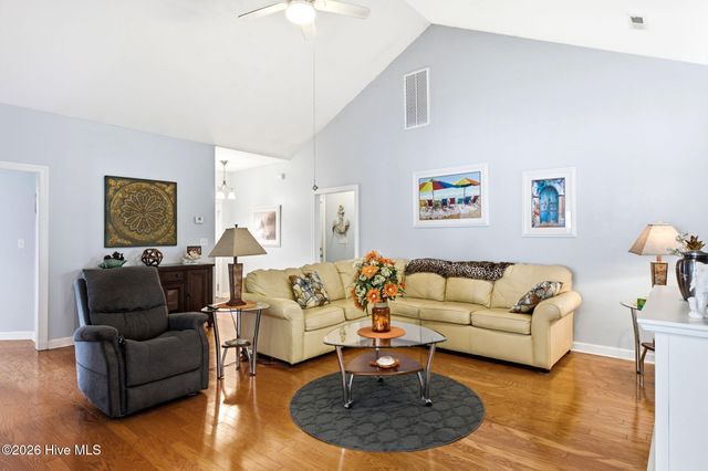 57 Cedar Tree Lane SW, Calabash, NC 28467