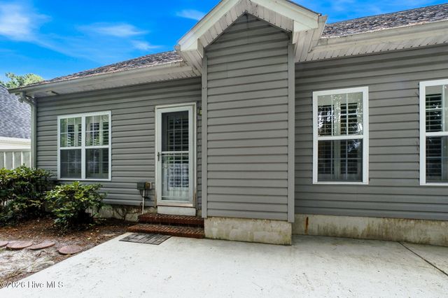 57 Cedar Tree Lane SW, Calabash, NC 28467