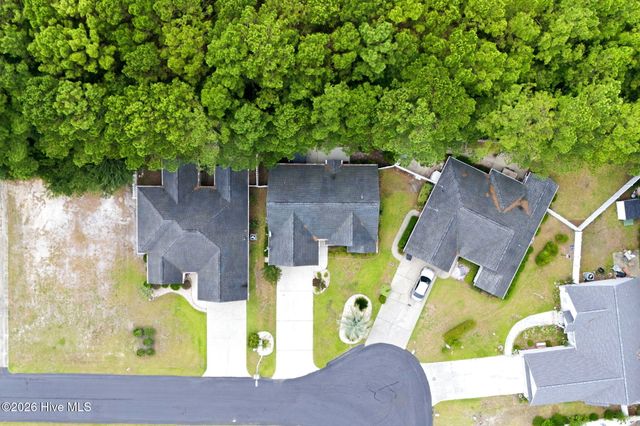 57 Cedar Tree Lane SW, Calabash, NC 28467